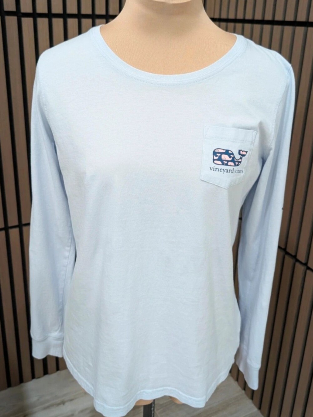 Vineyard Vines Women’s Long Sleeve Whale Pocket Blue 100% Cotton